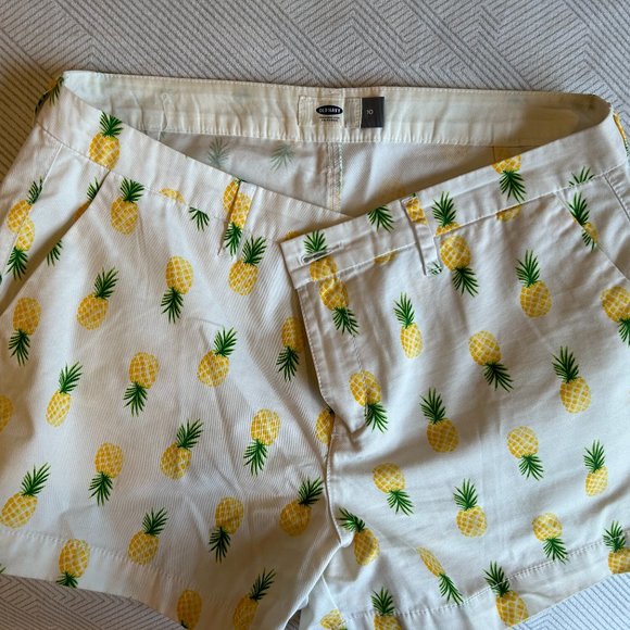 Pineapple Shorts - Picture 1 of 1